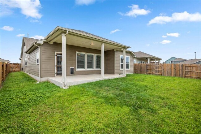 Building Photo - 7909 Catbird Ln
