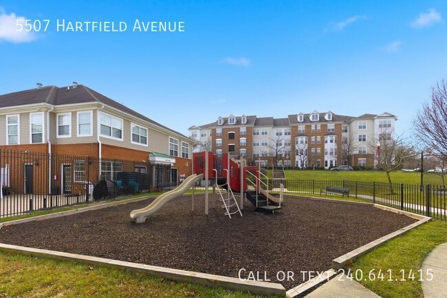 Building Photo - 5507 Hartfield Ave