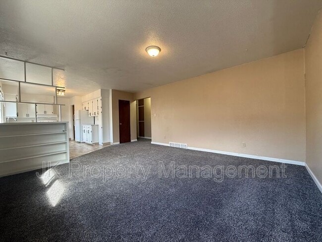 Building Photo - 3108 9th Ave N