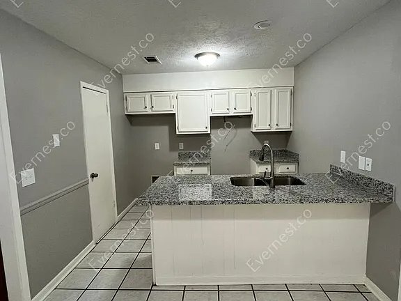 Building Photo - 1443 Cherrie Ave