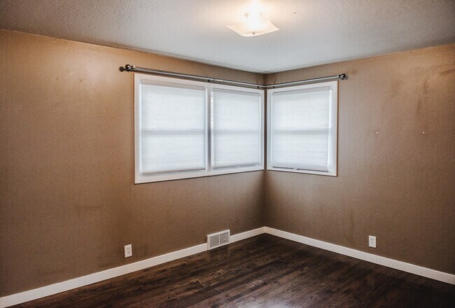 Building Photo - Fantastic Home with Finished Basement