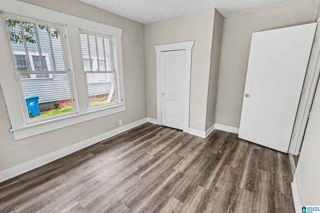 Building Photo - 1447 Wharton Ave