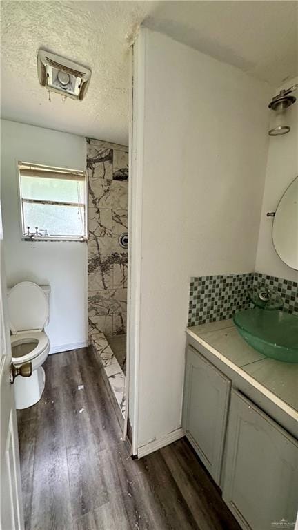 Building Photo - 2641 Suarez Dr