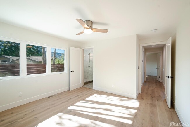 Building Photo - 81 Estates Dr