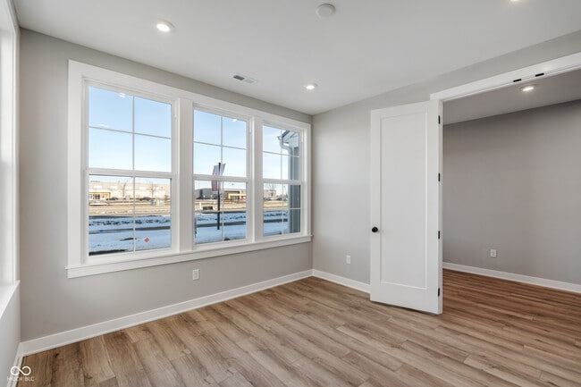 Building Photo - 414 Elite St