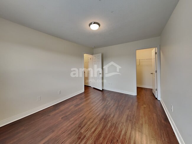 Building Photo - 1557 Pheasant Run Dr