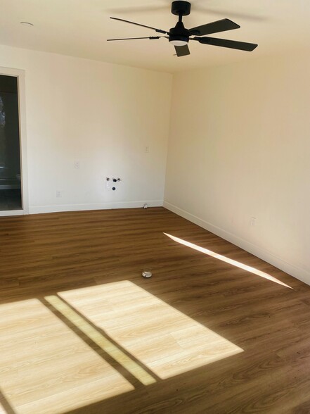 Building Photo - 300 Shasta St