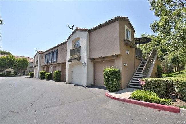 Building Photo - 2 Bedroom Condo in Orange