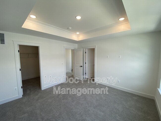 Building Photo - 4815 Jackson Village Pky