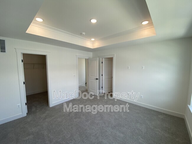Building Photo - 4815 Jackson Vlg Pkwy