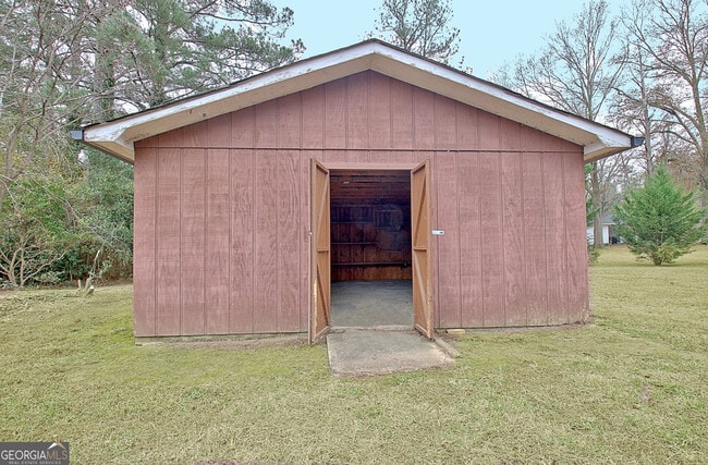 Building Photo - 500 Circle Dr