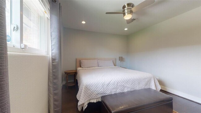 Building Photo - 3011 Larknolls Ln