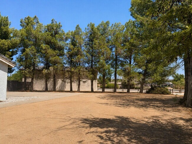 Building Photo - 14260 Mandan Rd