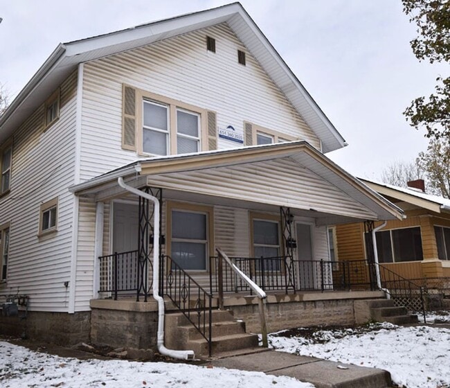 Primary Photo - 1411-1413 N. 5th Street