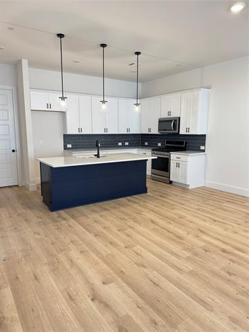 Building Photo - 1309 Eureka Spgs St