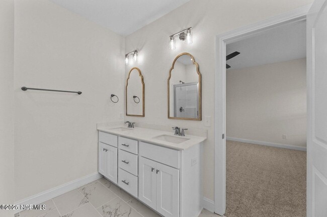 Building Photo - 4504 Laurel Rdg Dr