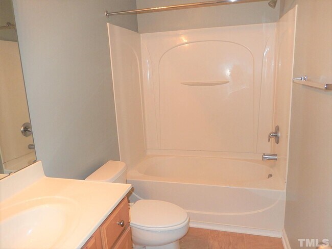 Building Photo - 8007 River Water Ct