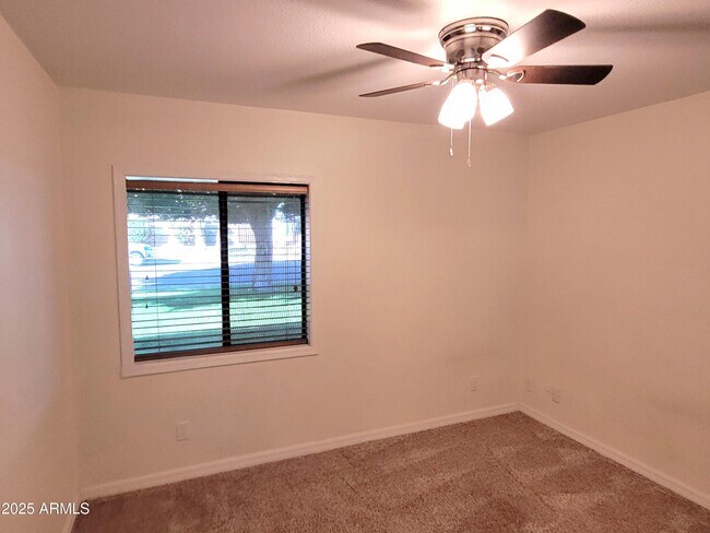 Building Photo - 2129 W Tyson St