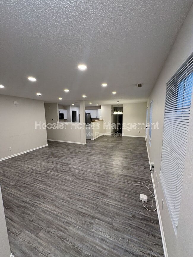 Building Photo - 12653 Loyalty Dr