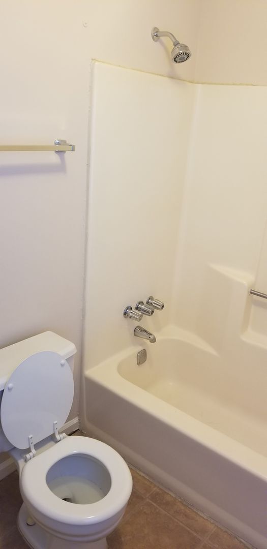 Building Photo - 3526 Hopkins Ct