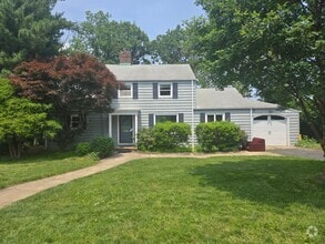 Building Photo - Amazing views overlooking the Raritan Rive...