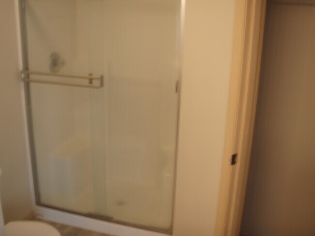 Building Photo - Welcome To SilverCreek