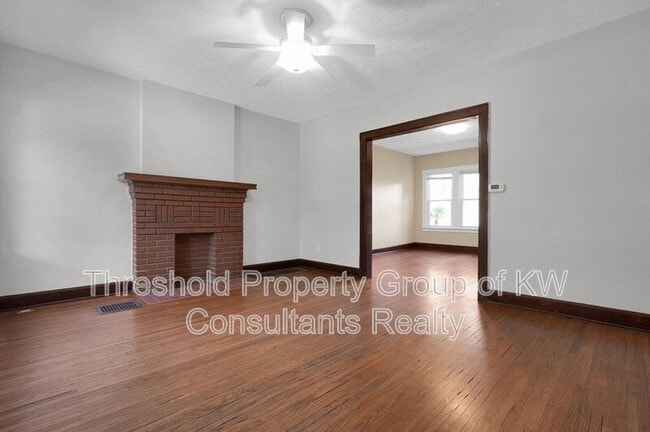 Building Photo - 1126 Northwest Blvd