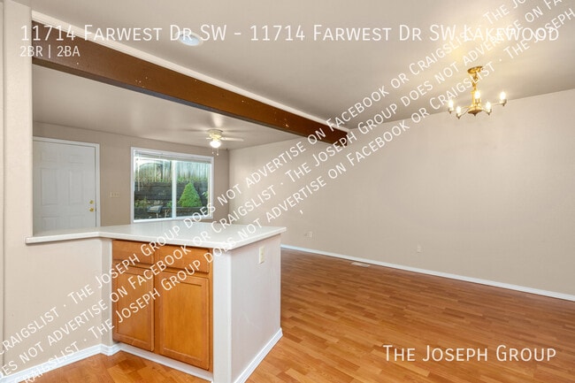Building Photo - 11714 Farwest Dr SW