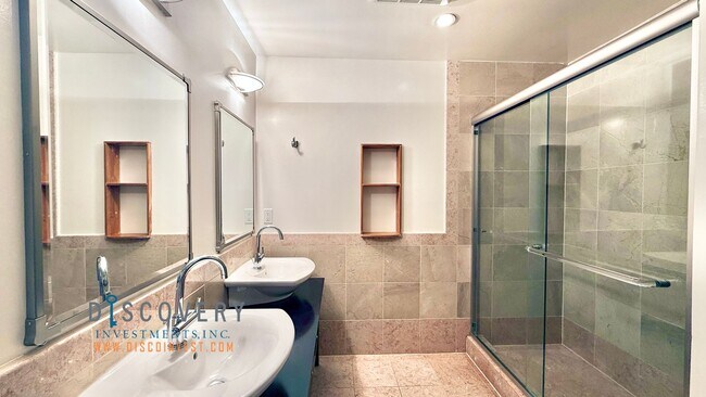 Building Photo - Contemporary Upper Broadway Terrace Four B...