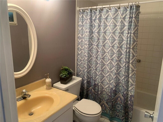 Building Photo - 13250 SW 4th Ct