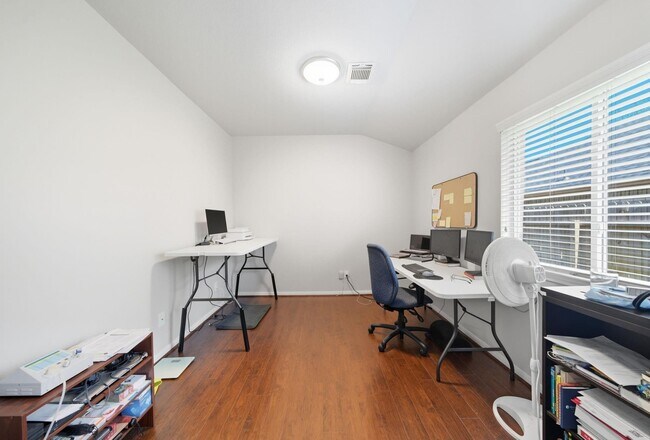 Building Photo - 25707 Crisp Spring Ln