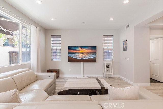 Building Photo - 10552 Sausalito Ct
