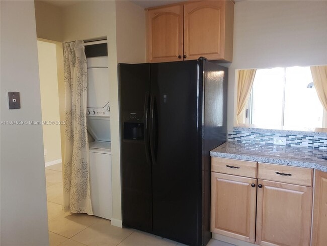 Building Photo - 1494 Springside Dr