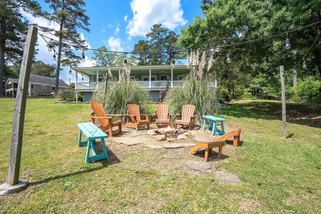 Building Photo - 333 Jim Crittendon Rd