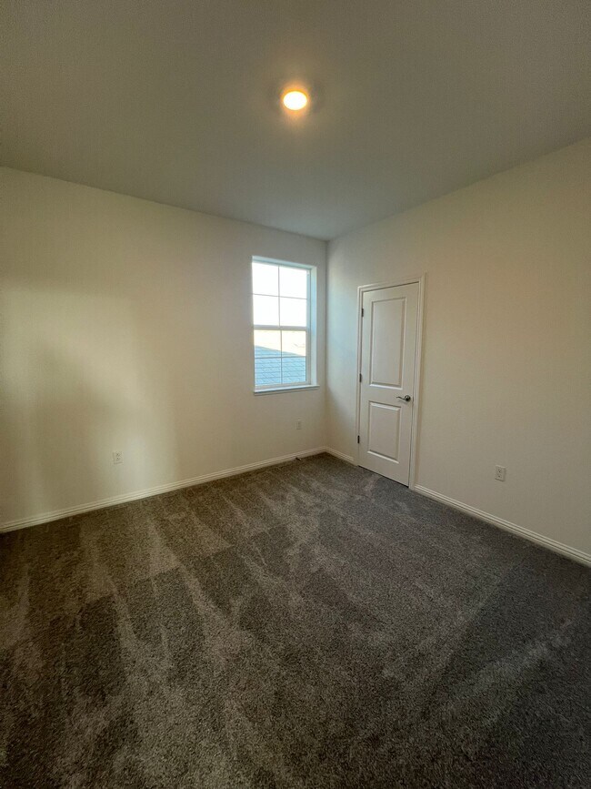 Building Photo - 3137 Barnowl Wy