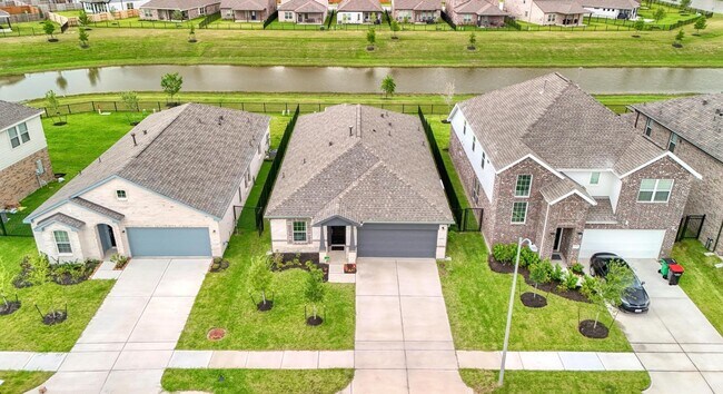 Building Photo - 15219 Faushard Ln