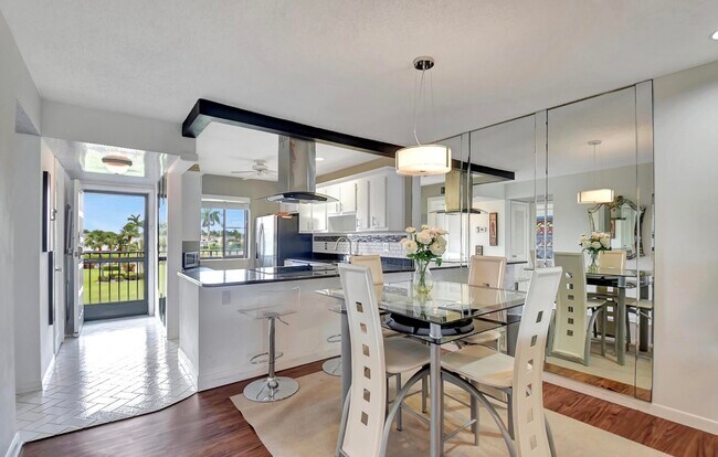 Building Photo - 4070 Tivoli Ct