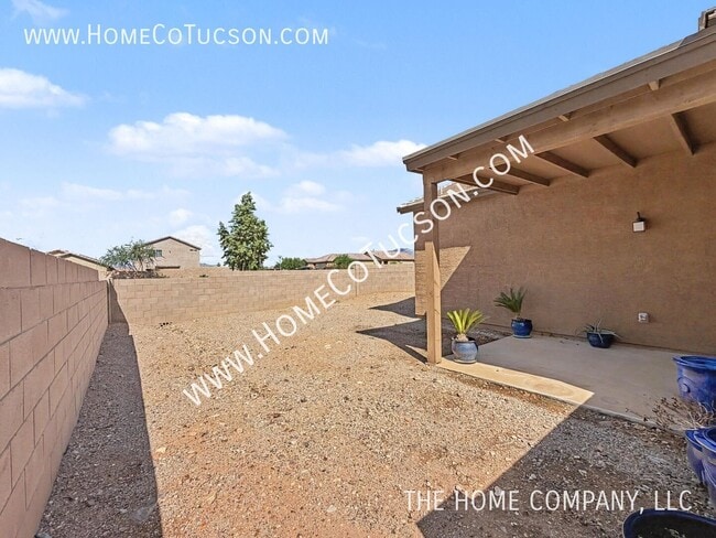 Building Photo - 8828 E Stone Meadow Cir