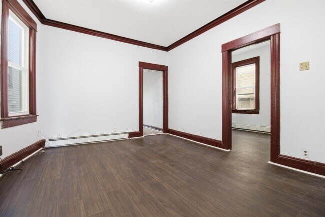 Building Photo - 35 W 52nd St