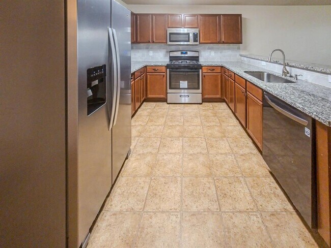 Building Photo - 3223 Zephyr Glen Way