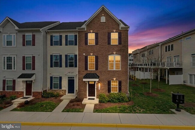 Building Photo - 24594 Laurel Lake Terrace