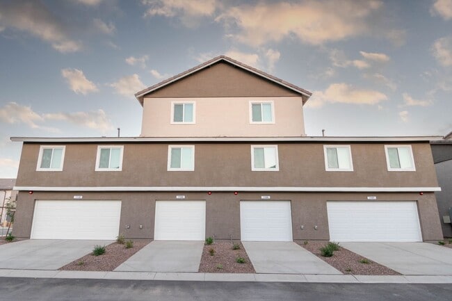 Building Photo - Hayden Farms