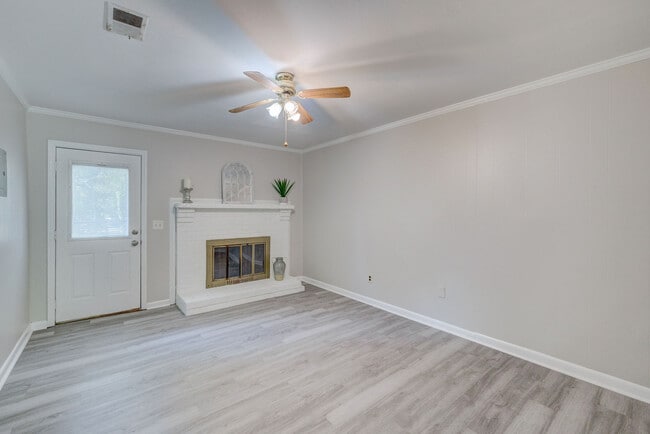 Building Photo - 213 El Ogden Dr