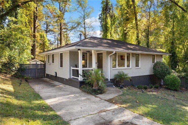 Primary Photo - 1290 Glen Forest Way