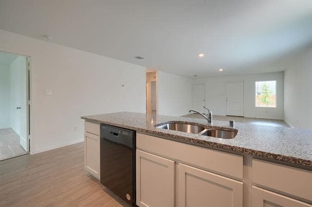 Building Photo - 4117 Equestrian Dr