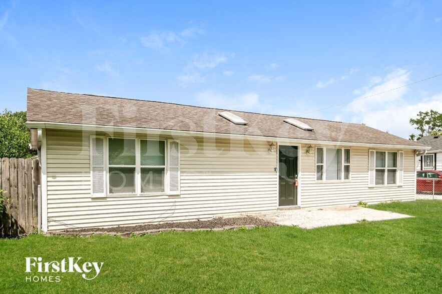 Building Photo - 3312 S Parker Ave