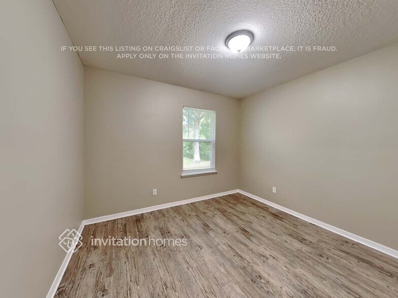 Building Photo - 5848 Windsong Oak Dr