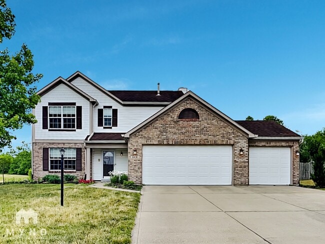 Building Photo - 6410 Hollingsworth Dr