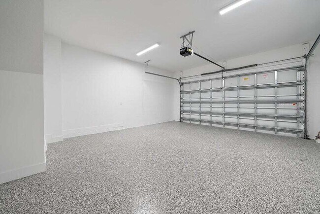Building Photo - 13613 Le Christine Dr