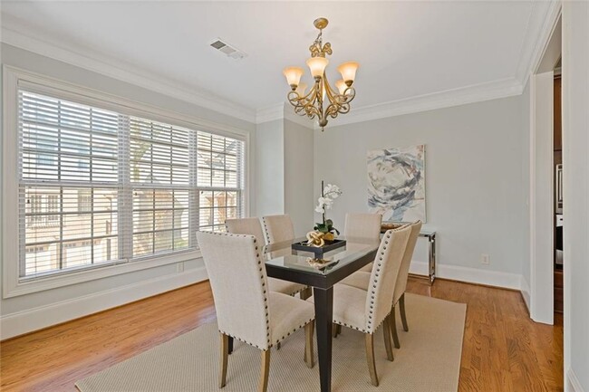 Building Photo - 2763 Durham Dr NE